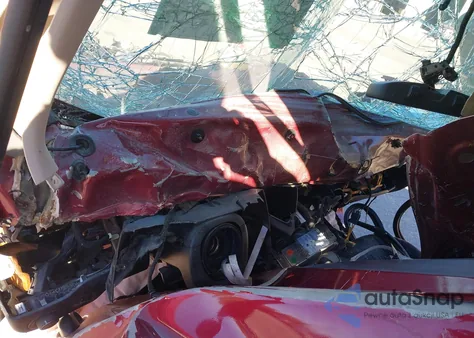 2015 Jeep Cherokee Sport из США, поврежденный, VIN 1C4PJLAB4FW506739